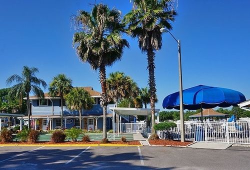 Winter Quarters Pasco Rv Resort - Campground Land O' Lakes Eksteriør billede